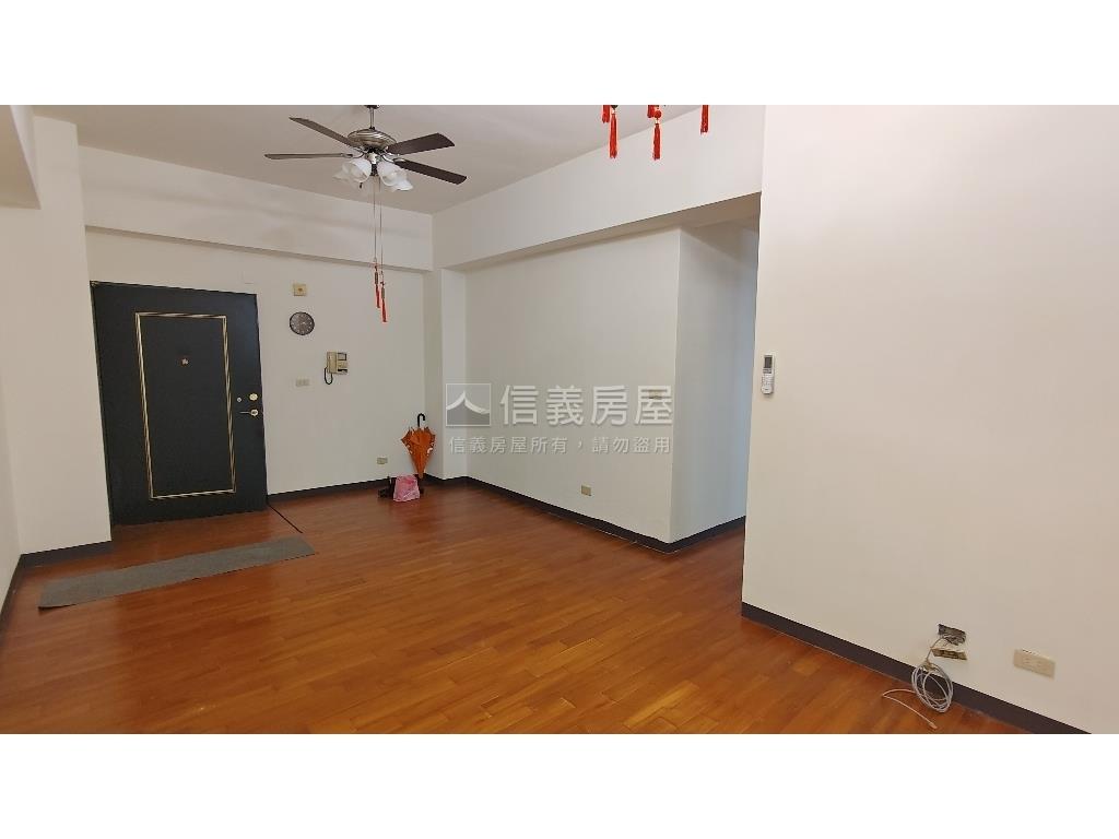 彩蝶景觀電梯三房房屋室內格局與周邊環境