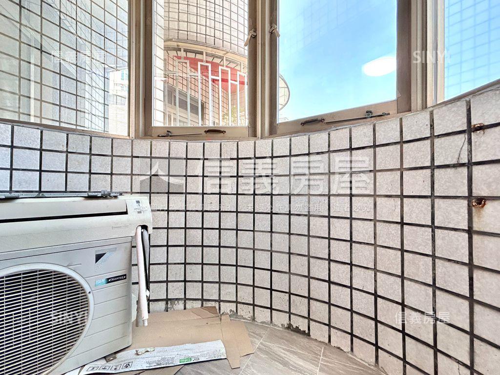 巨蛋｜義享裝潢三房平車房屋室內格局與周邊環境