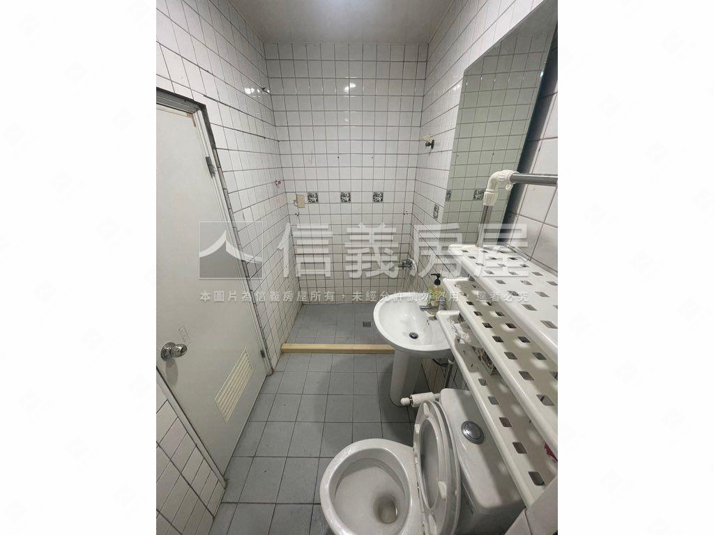 誠售東門臨沂獨棟黃金三樓房屋室內格局與周邊環境