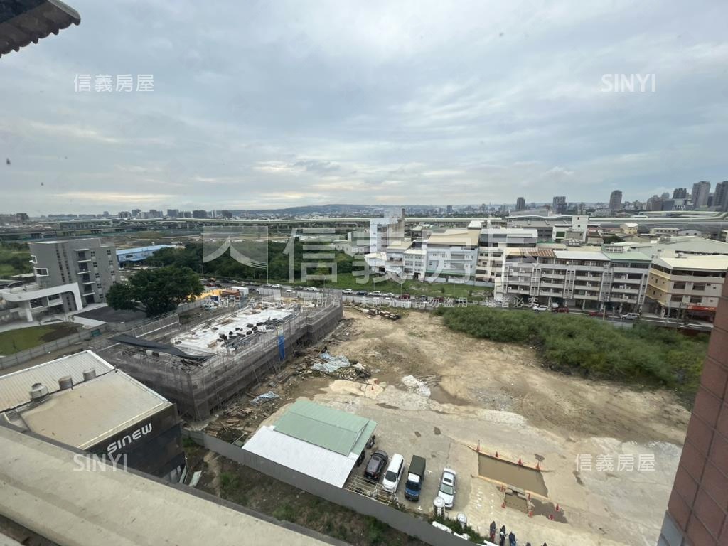 劃江山三房有車位房屋室內格局與周邊環境