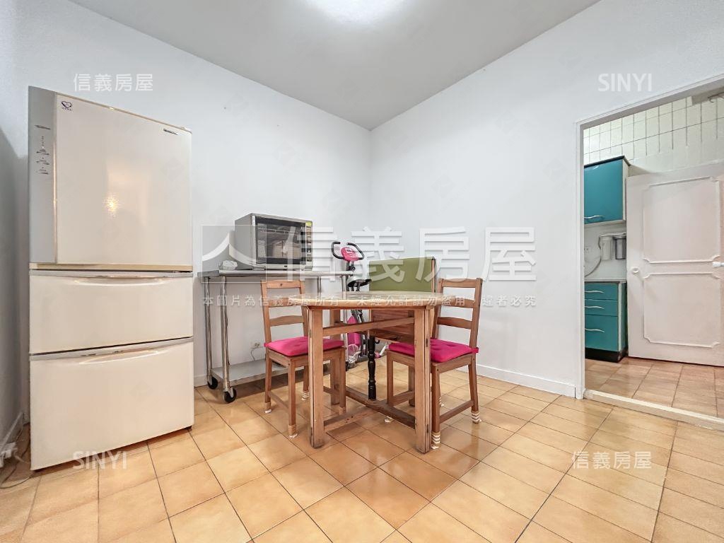 遠東公寓五樓大空間房屋室內格局與周邊環境