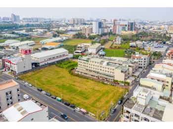 近東區虎尾寮黃金三角窗地