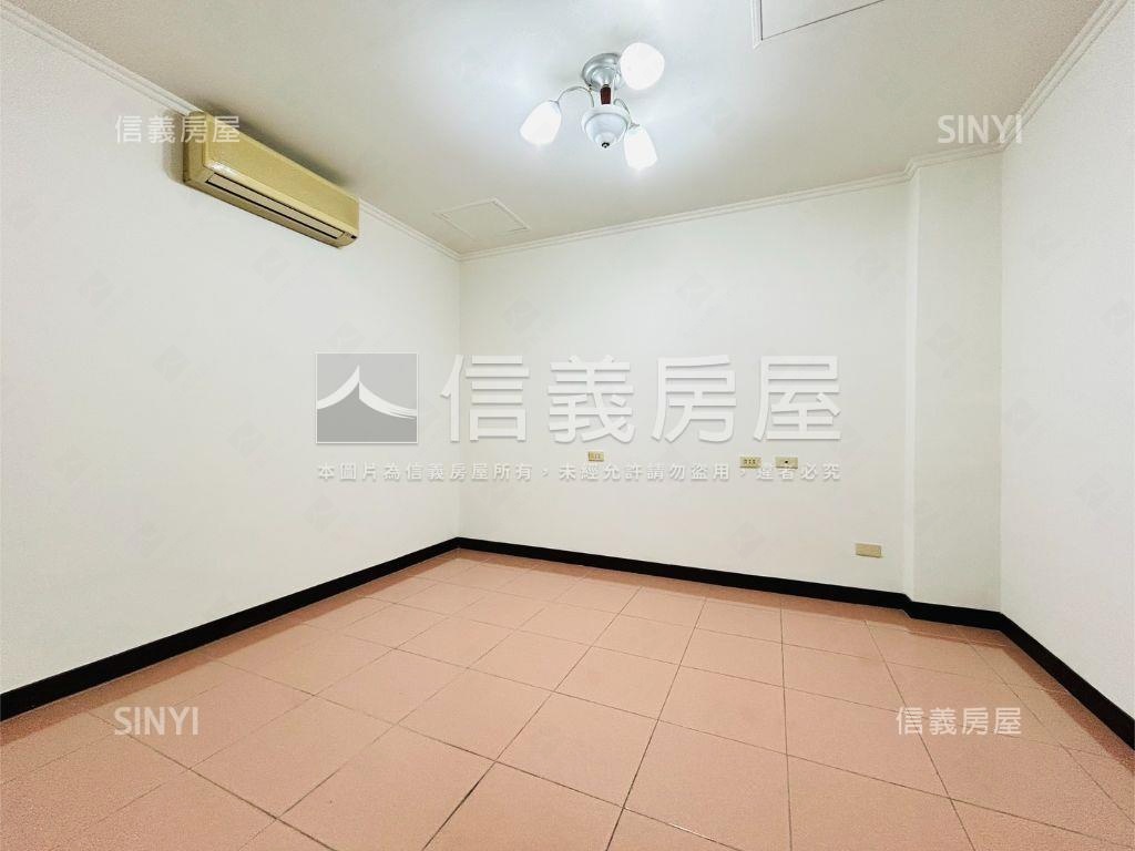 前後陽台２樓稀有大空間房屋室內格局與周邊環境