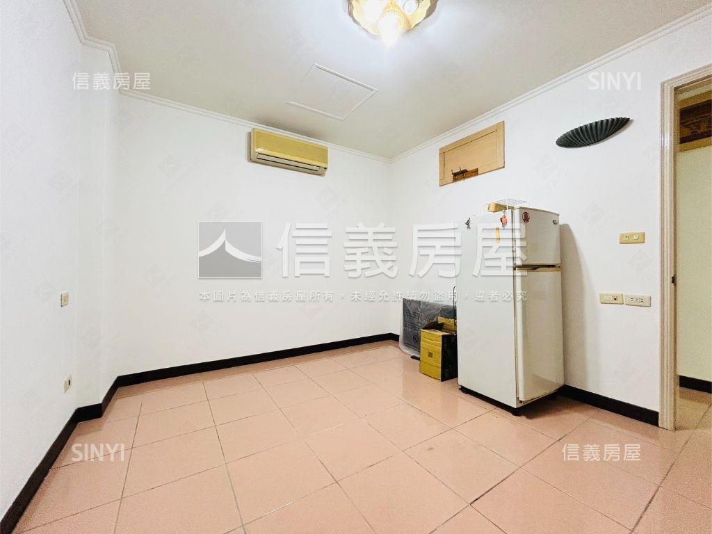 前後陽台２樓稀有大空間房屋室內格局與周邊環境