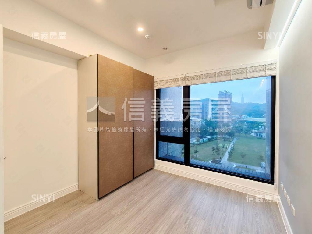 面１０１景觀邊間四房車位房屋室內格局與周邊環境