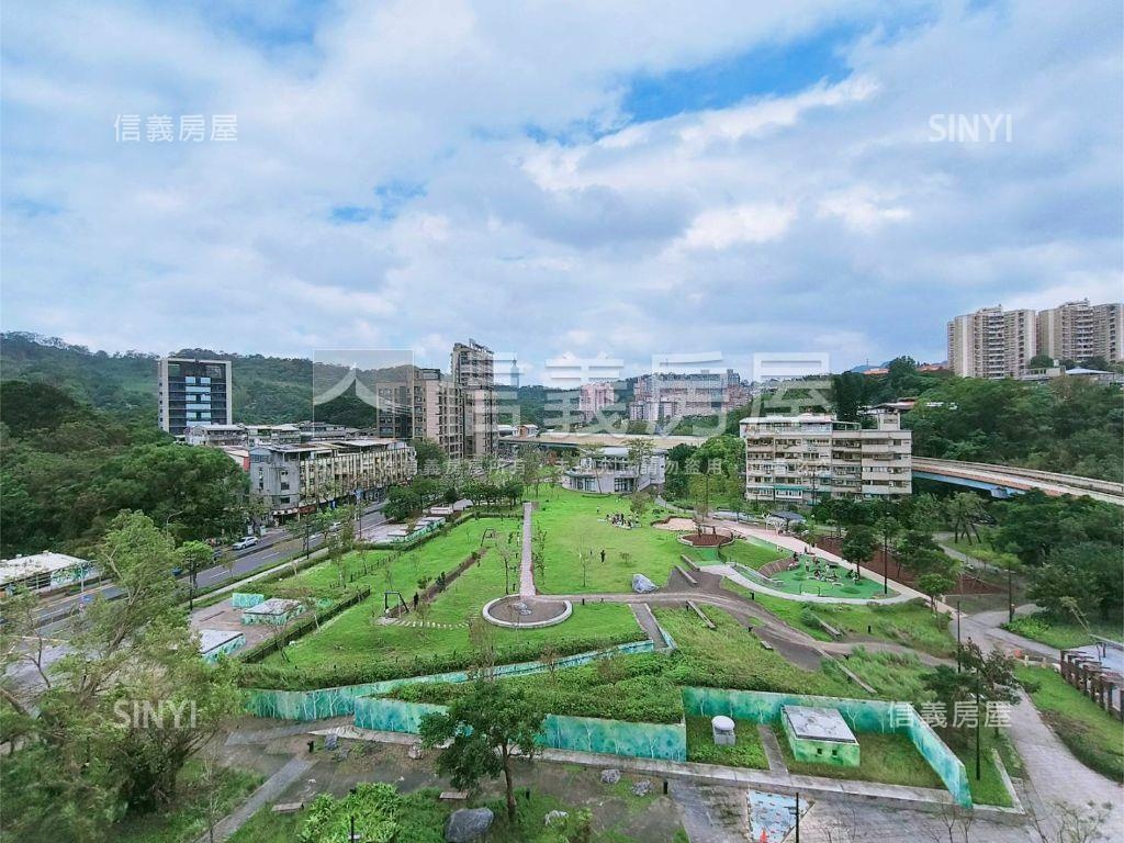 面１０１景觀邊間四房車位房屋室內格局與周邊環境