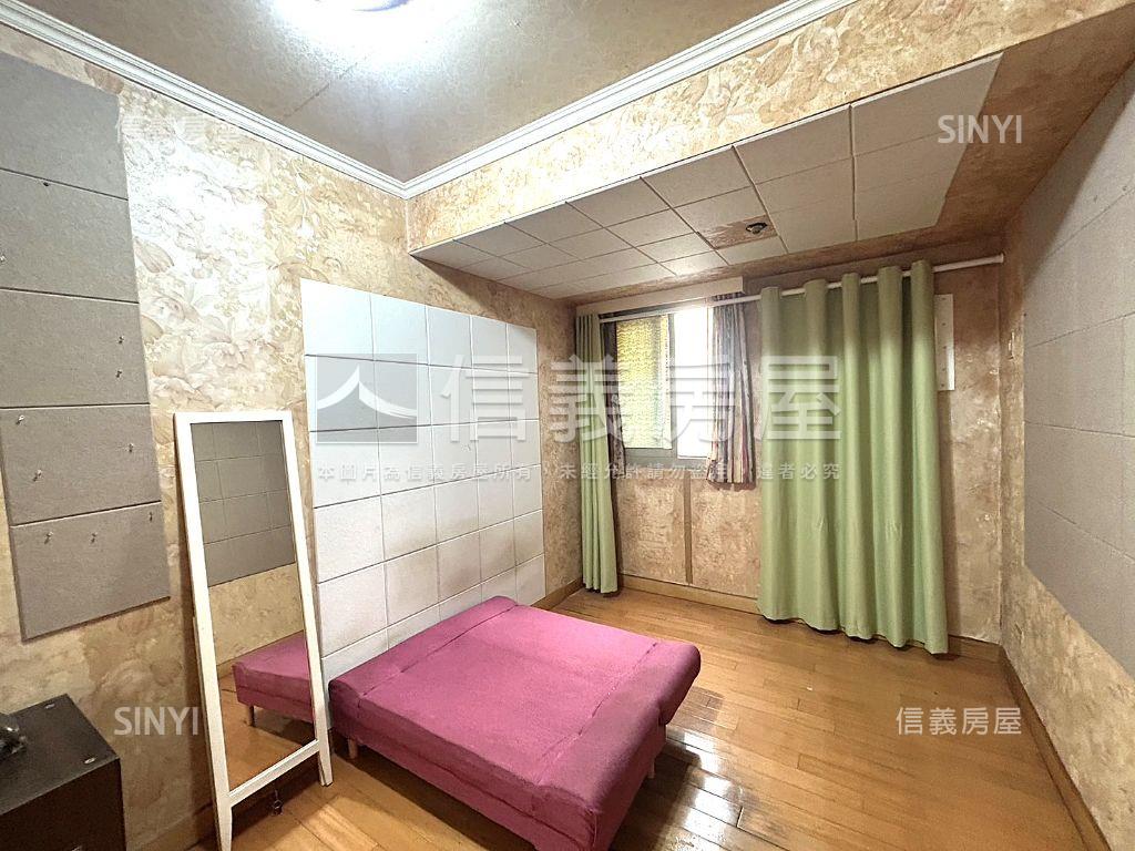 捷運高樓－方正電梯三房房屋室內格局與周邊環境