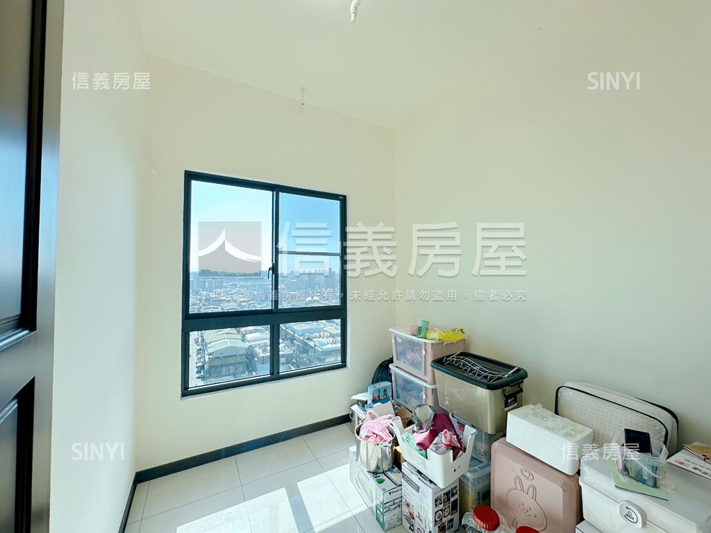 森睦３房附車位房屋室內格局與周邊環境