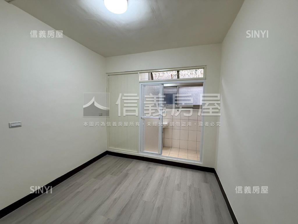 近市場公園美妝公寓房屋室內格局與周邊環境