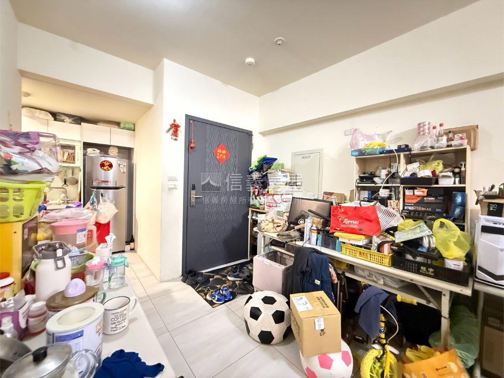 沙鹿致富時上兩房平車房屋室內格局與周邊環境