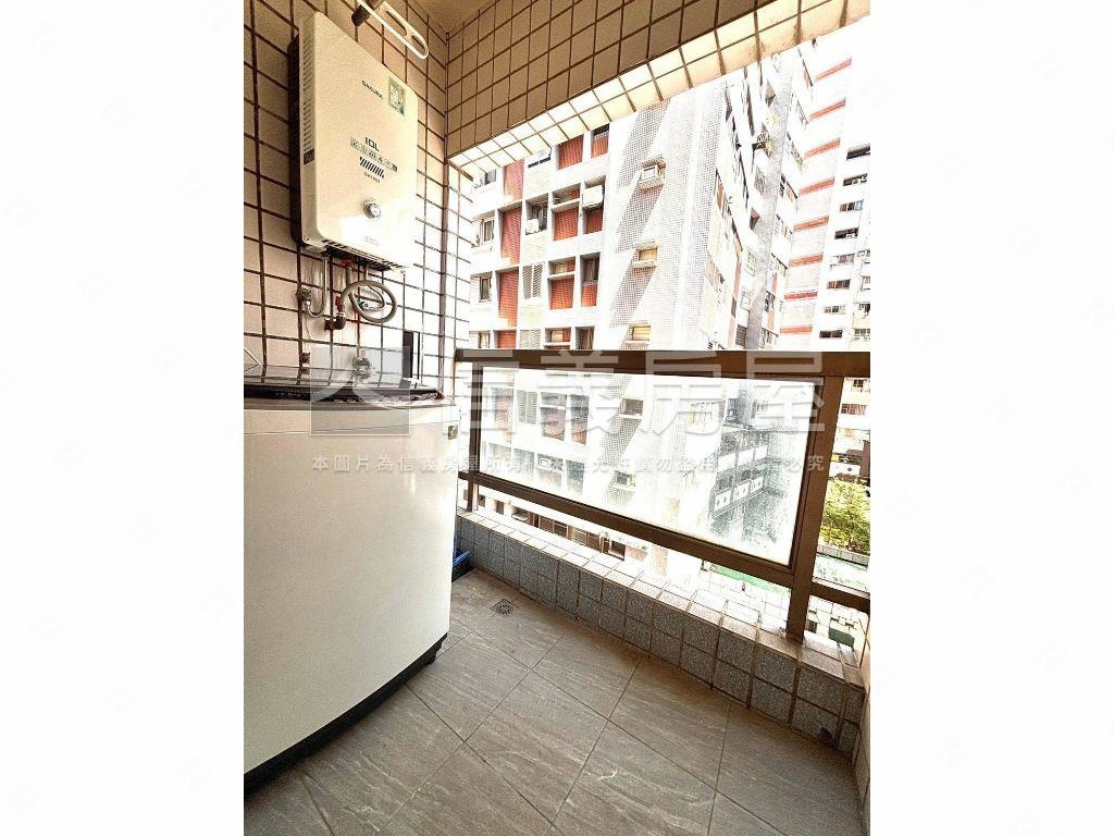 近捷運獨洗曬裝潢美宅房屋室內格局與周邊環境