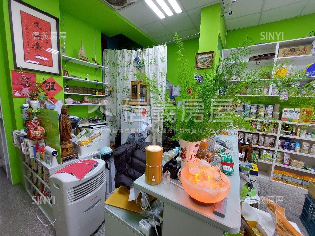 烏日學區旁樓店雙平面車位房屋室內格局與周邊環境