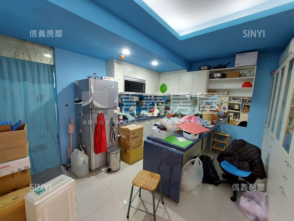 烏日學區旁樓店雙平面車位房屋室內格局與周邊環境