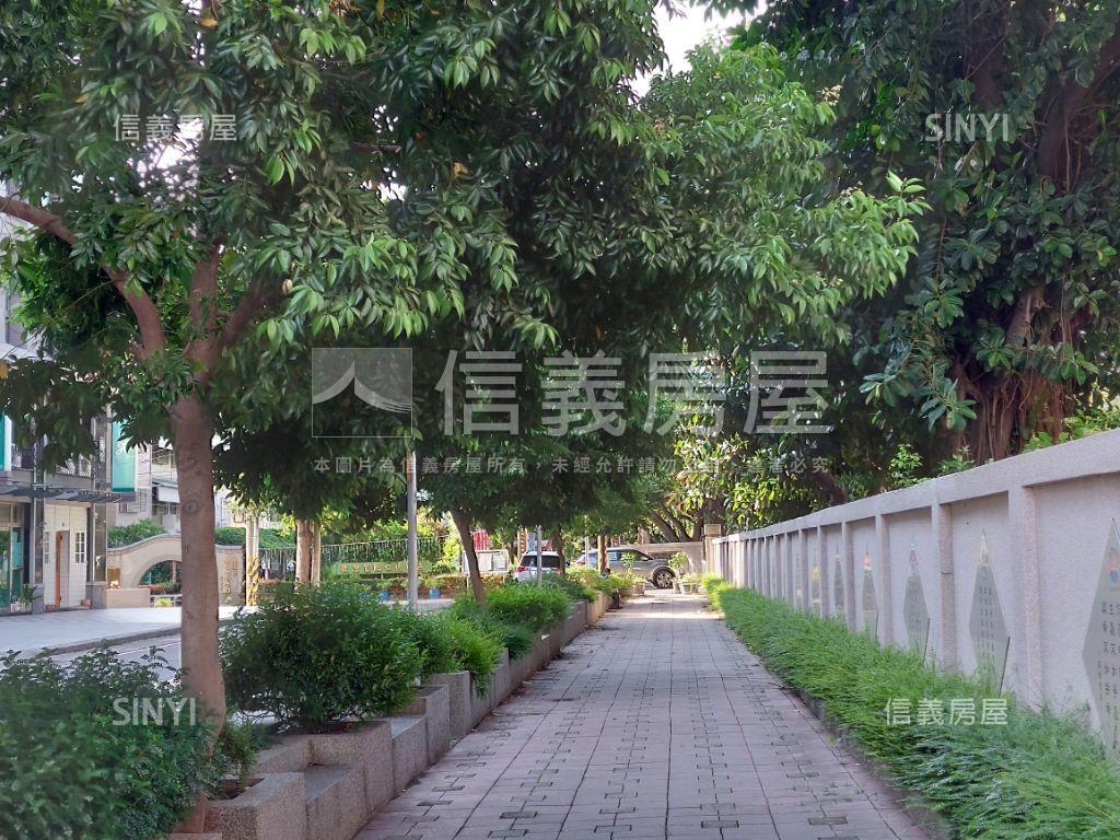 烏日學區旁樓店雙平面車位房屋室內格局與周邊環境