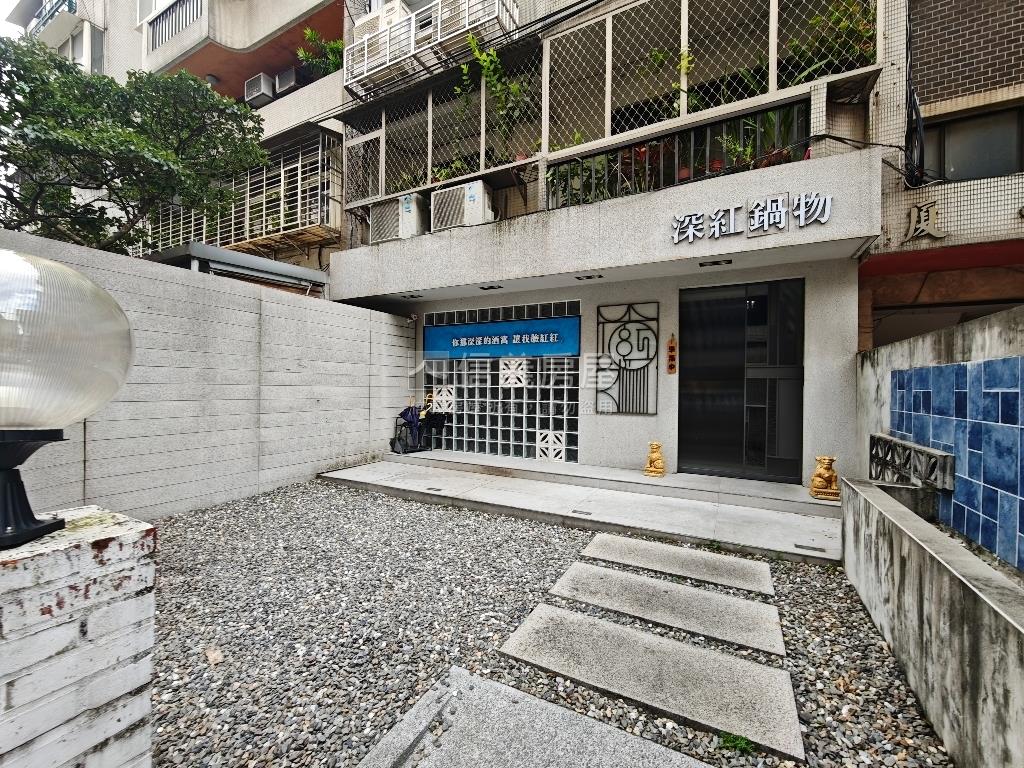 復興華廈雙併面寬金店辦㊖房屋室內格局與周邊環境