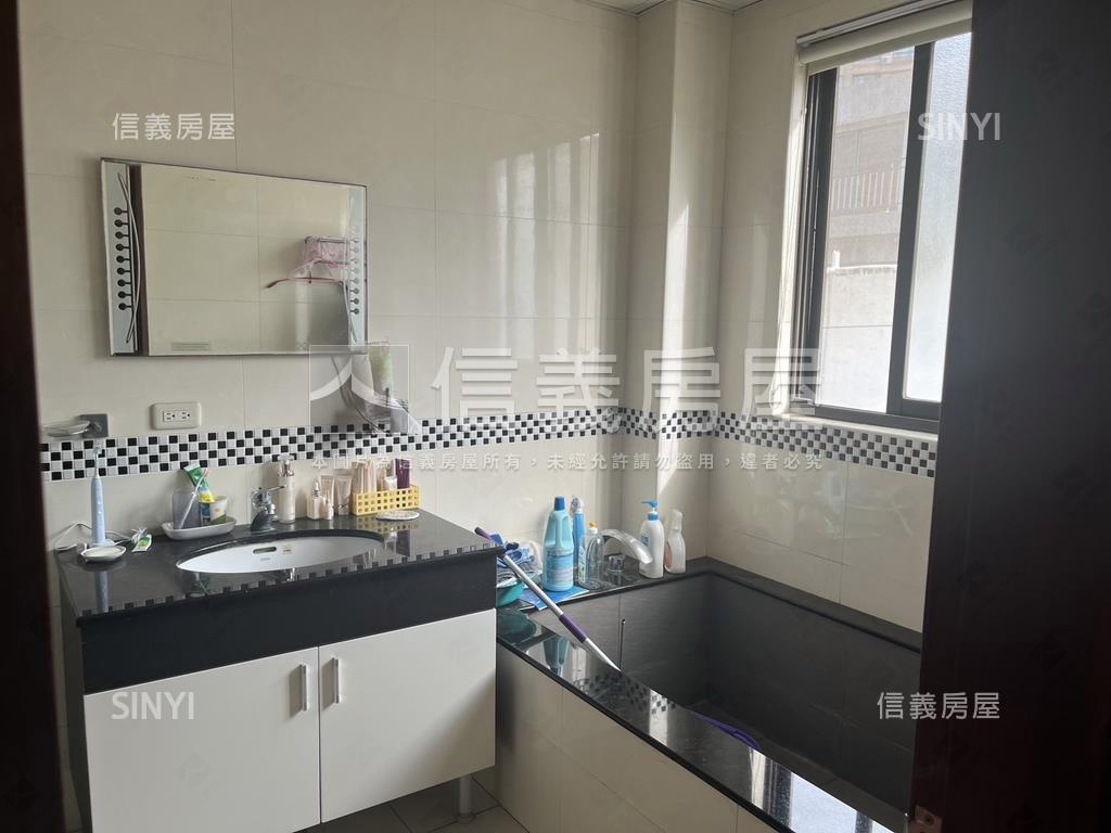 內壢後站前後臨路透天房屋室內格局與周邊環境