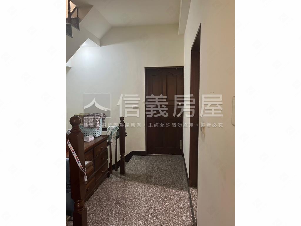 內壢後站前後臨路透天房屋室內格局與周邊環境