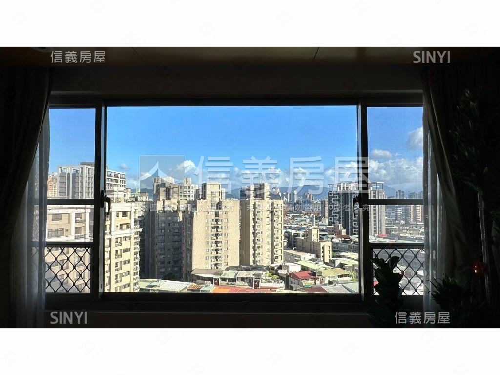 仁愛公園經典美三房車位房屋室內格局與周邊環境