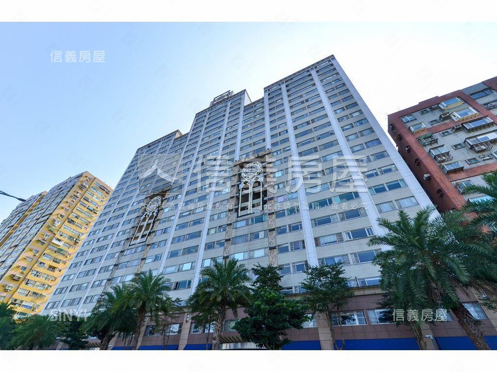 仁愛公園經典美三房車位房屋室內格局與周邊環境
