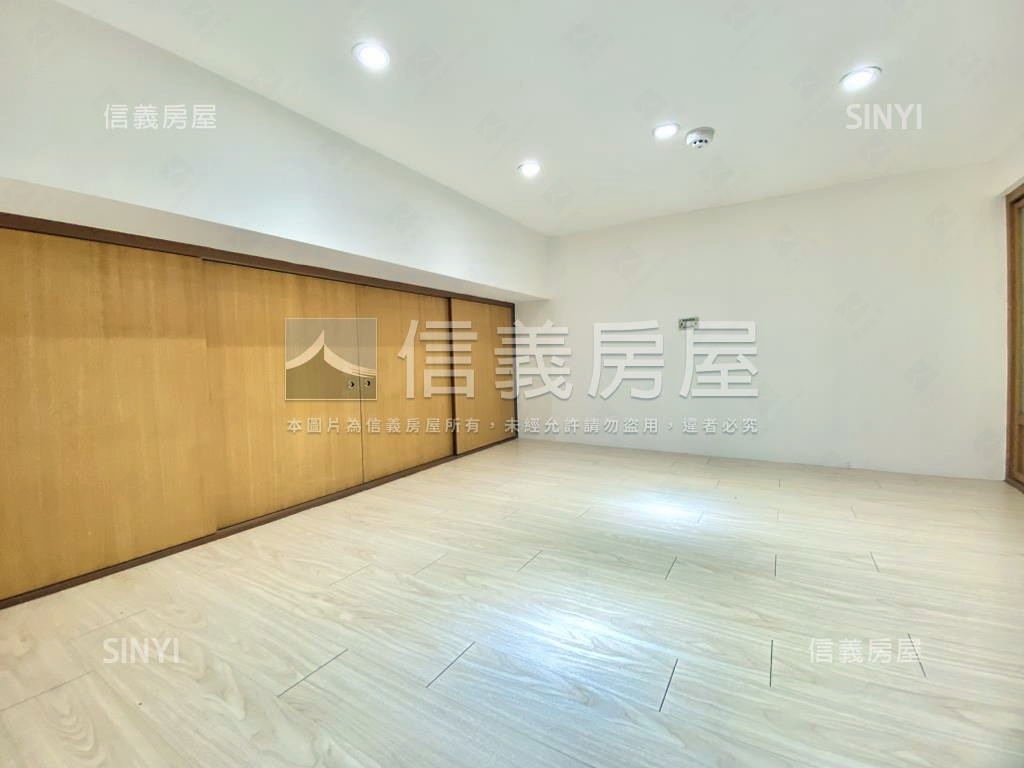 冠德低總價電梯美屋房屋室內格局與周邊環境