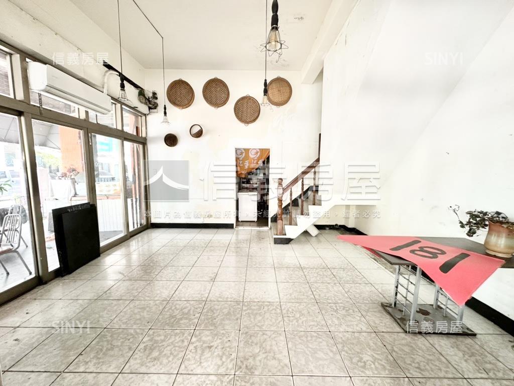 近高醫山東街三角窗店面房屋室內格局與周邊環境