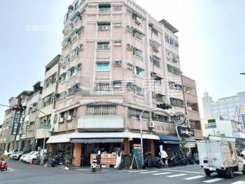 近高醫山東街三角窗店面