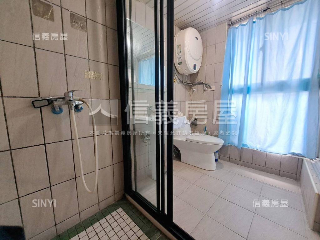 近捷運景觀大套房房屋室內格局與周邊環境