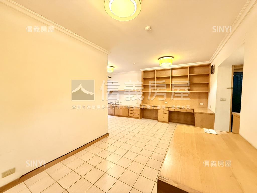 金華龍門社區３房房屋室內格局與周邊環境