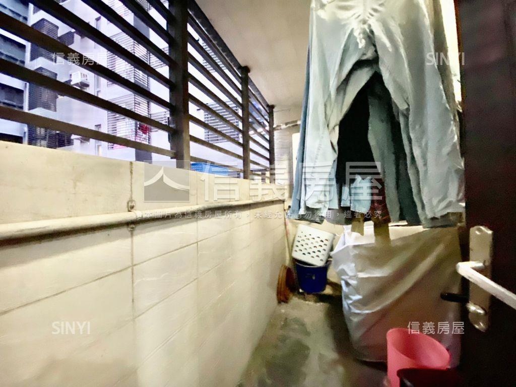 京城鳳凰朝南兩房房屋室內格局與周邊環境