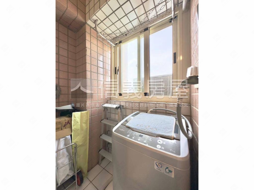 逢甲商圈收租美套房屋室內格局與周邊環境