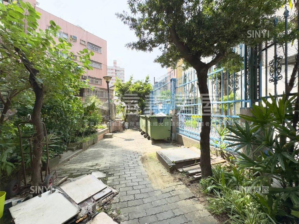 逢甲商圈收租美套房屋室內格局與周邊環境