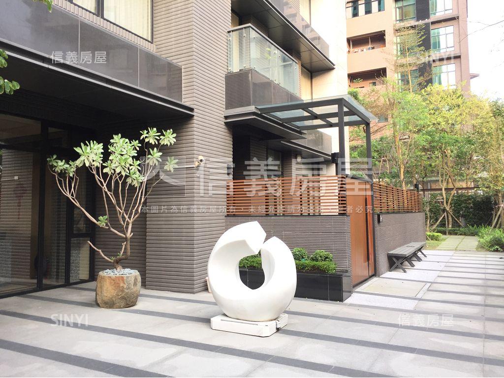 ⭐東方晶鑽露臺兩房房屋室內格局與周邊環境