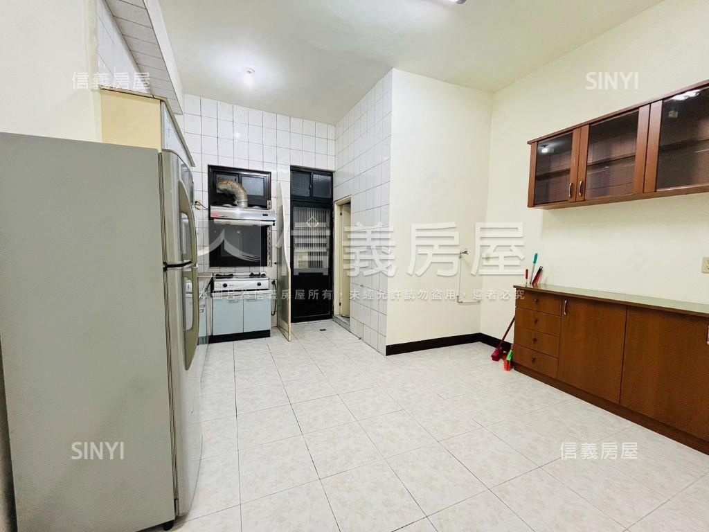 龍濱孝親房房屋室內格局與周邊環境