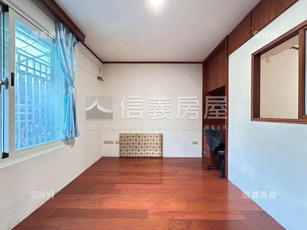 秀山自立黃金店面房屋室內格局與周邊環境