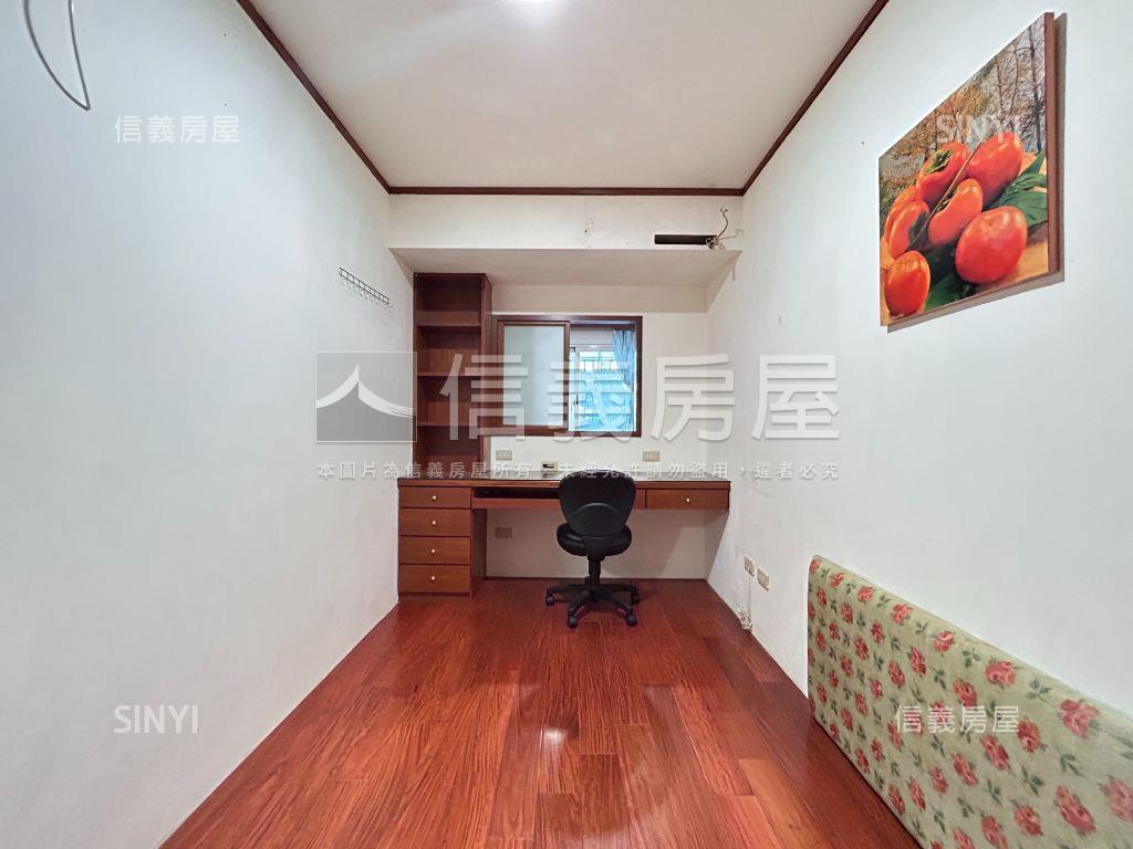 秀山自立黃金店面房屋室內格局與周邊環境