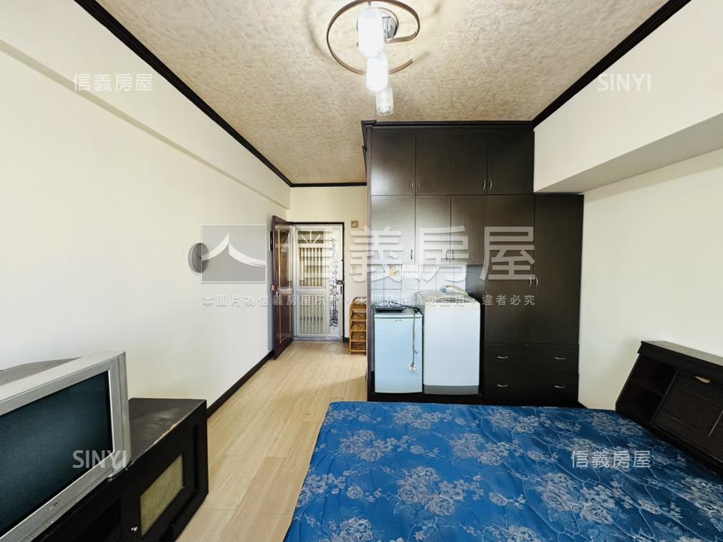 火車站前希爾頓套房房屋室內格局與周邊環境