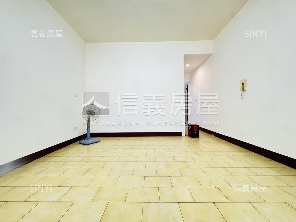中華二路正路透店房屋室內格局與周邊環境