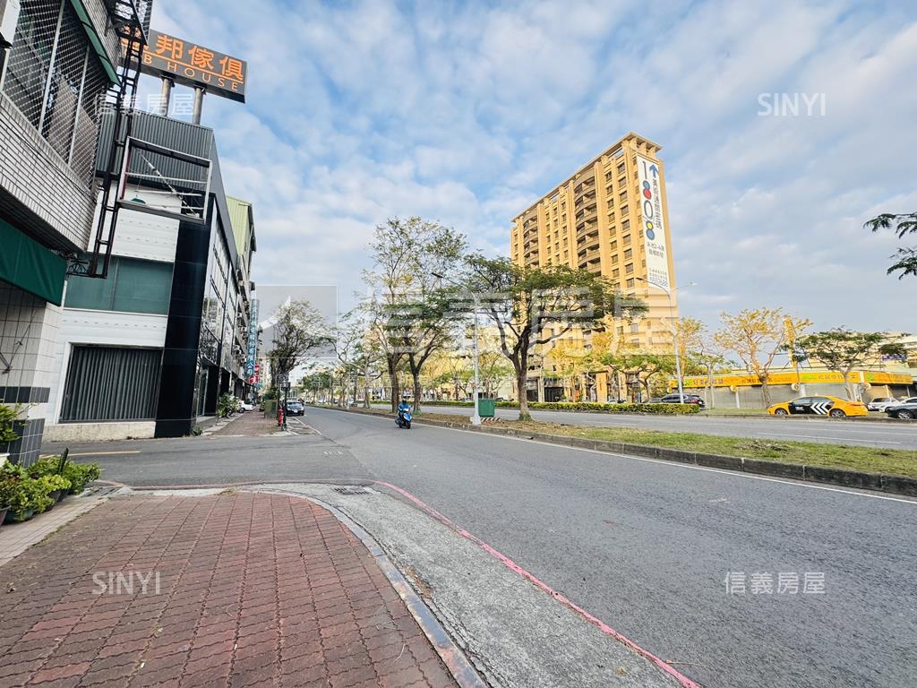 中華二路正路透店房屋室內格局與周邊環境