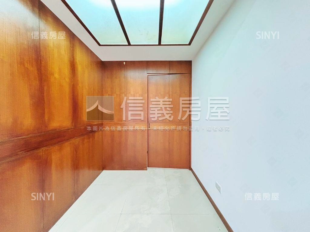 景觀特利屋裝潢二房車位房屋室內格局與周邊環境