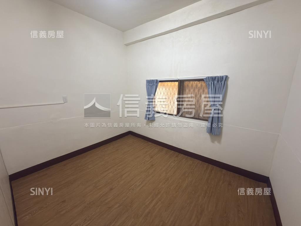 前鎮低總價臨路美地房屋室內格局與周邊環境