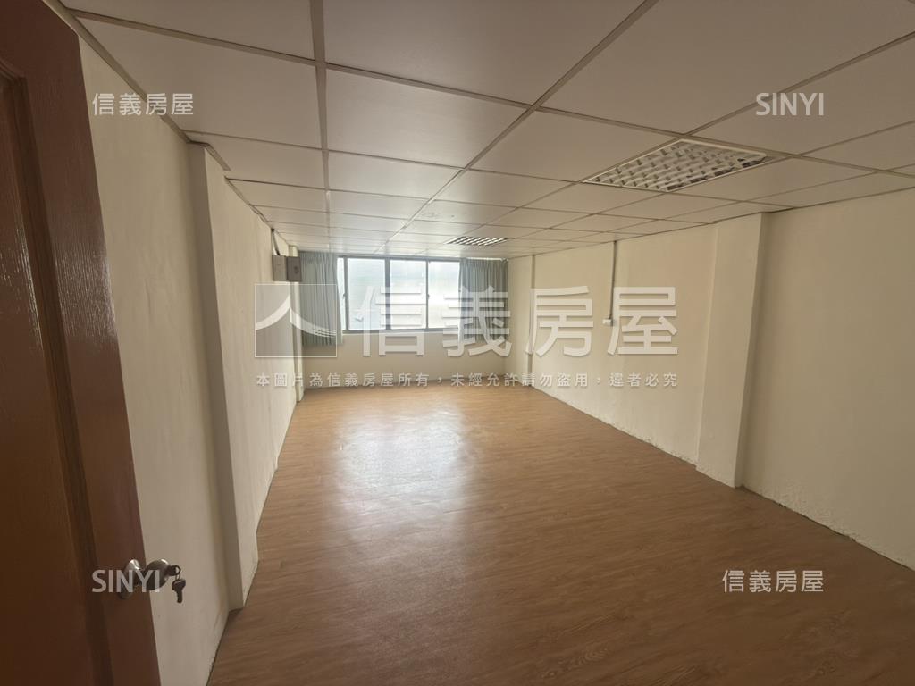 前鎮低總價臨路美地房屋室內格局與周邊環境