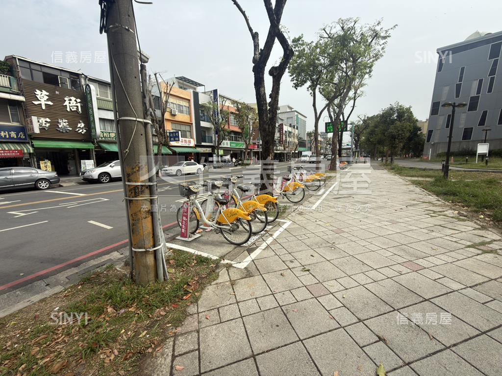 前鎮低總價臨路美地房屋室內格局與周邊環境