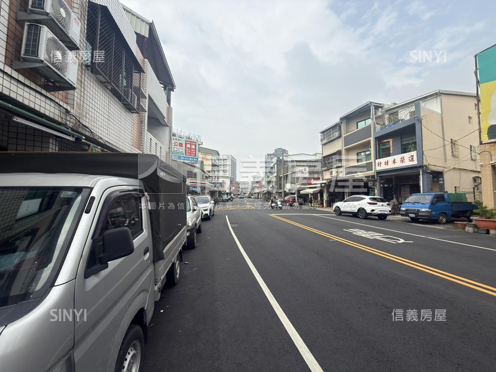 前鎮低總價臨路美地房屋室內格局與周邊環境