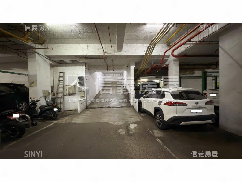 近南屯捷運站首購宅附平車房屋室內格局與周邊環境