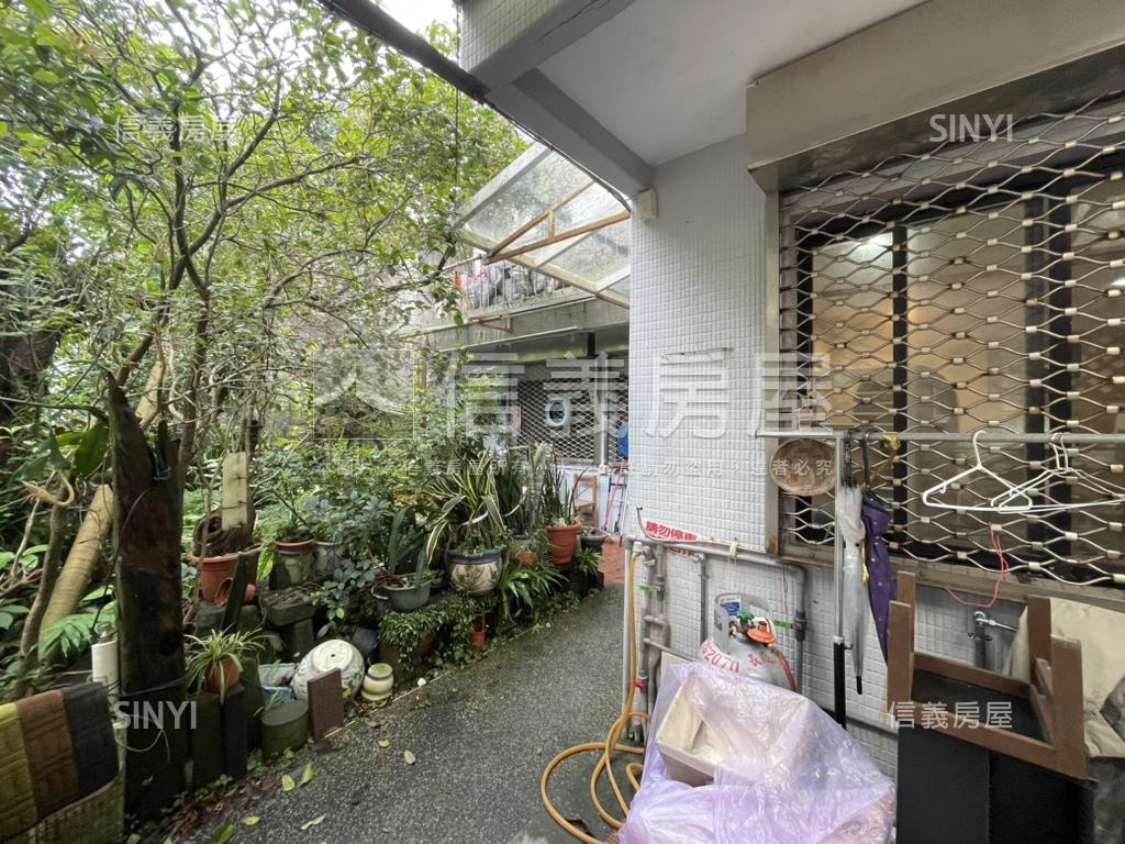 芝柏山莊獨棟遠景房屋室內格局與周邊環境
