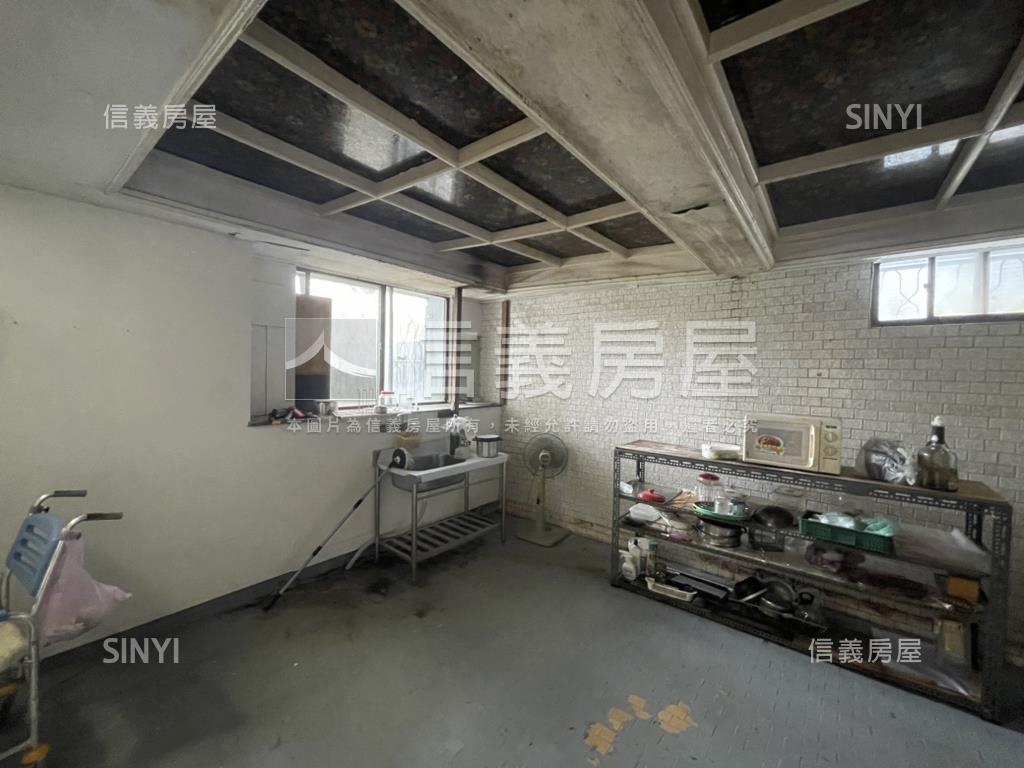 芝柏山莊獨棟遠景房屋室內格局與周邊環境