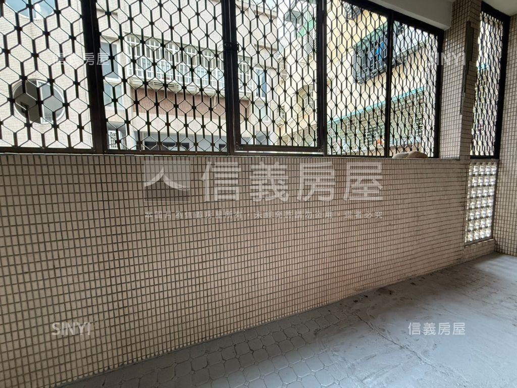 全新裝潢３房美寓房屋室內格局與周邊環境