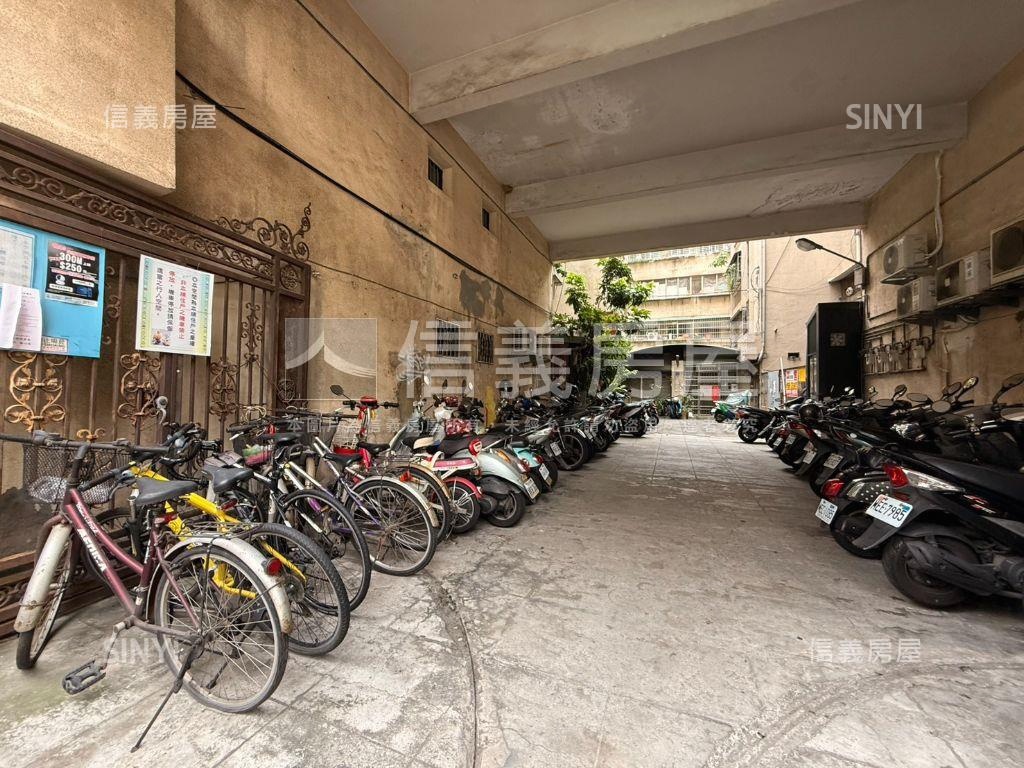 ★全新裝潢３房美寓★房屋室內格局與周邊環境