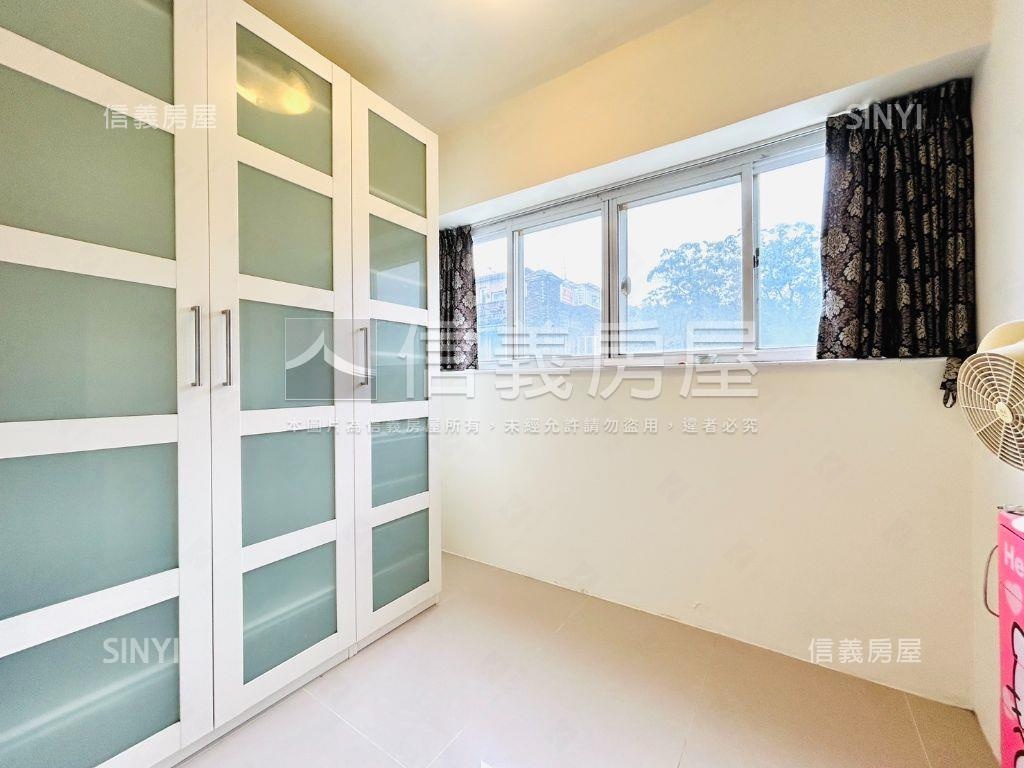 稀有國會挑高電梯華廈房屋室內格局與周邊環境