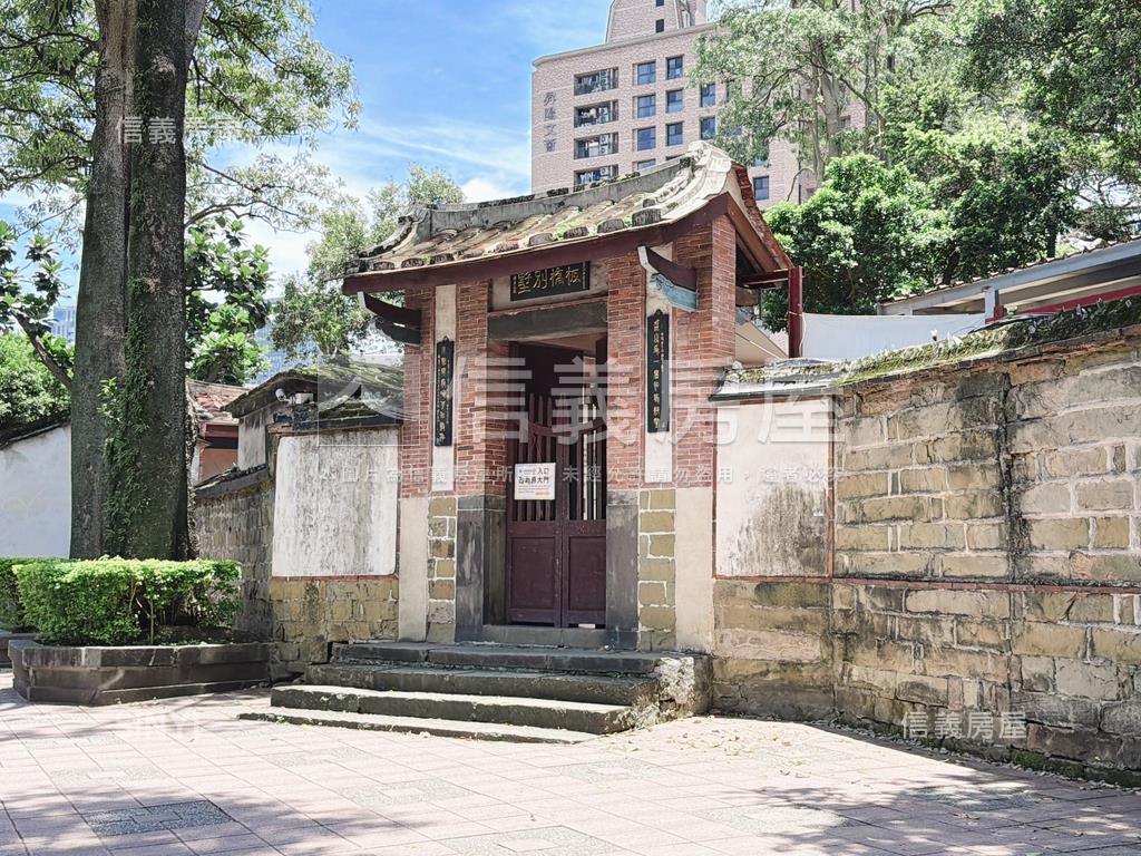 府中燙金小店面房屋室內格局與周邊環境